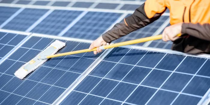 entretien panneaux solaires